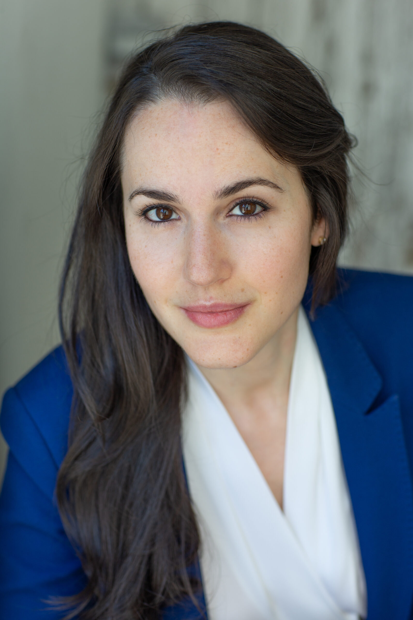 Chelsy Castro lawyer turned psychotherapist and consultant
